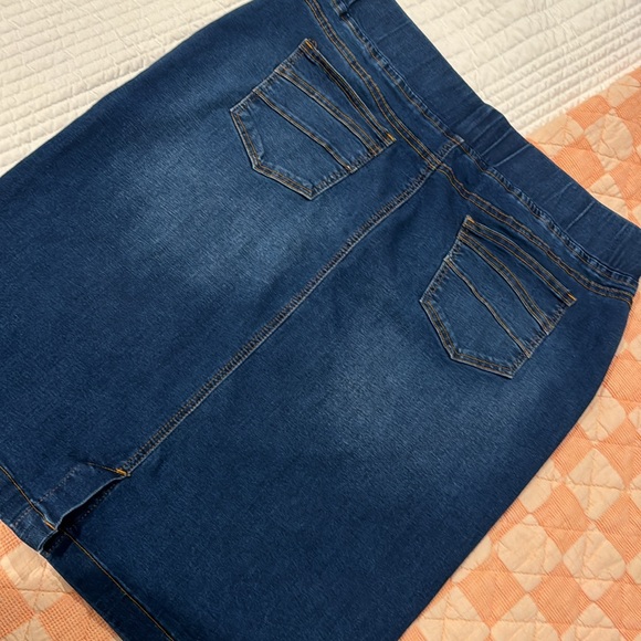 👒💙👒Denim skirt - Picture 2 of 4
